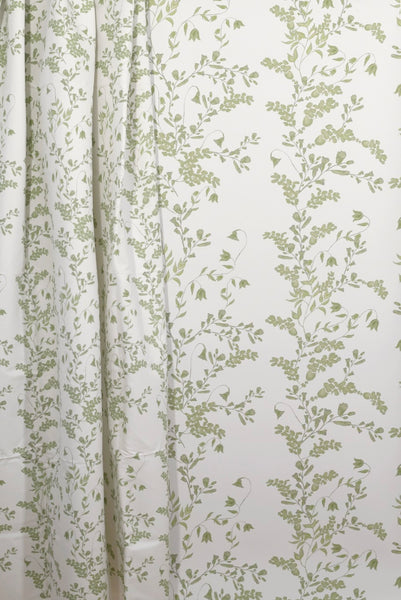 Ruth in Green- Wallpaper